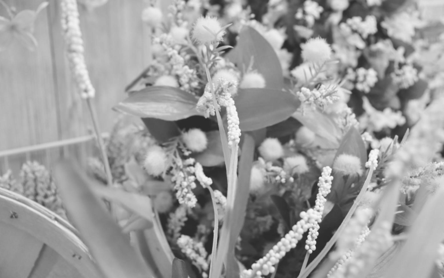 Floristik Arbeitsumgebung mit verschiedenen Werkzeugen